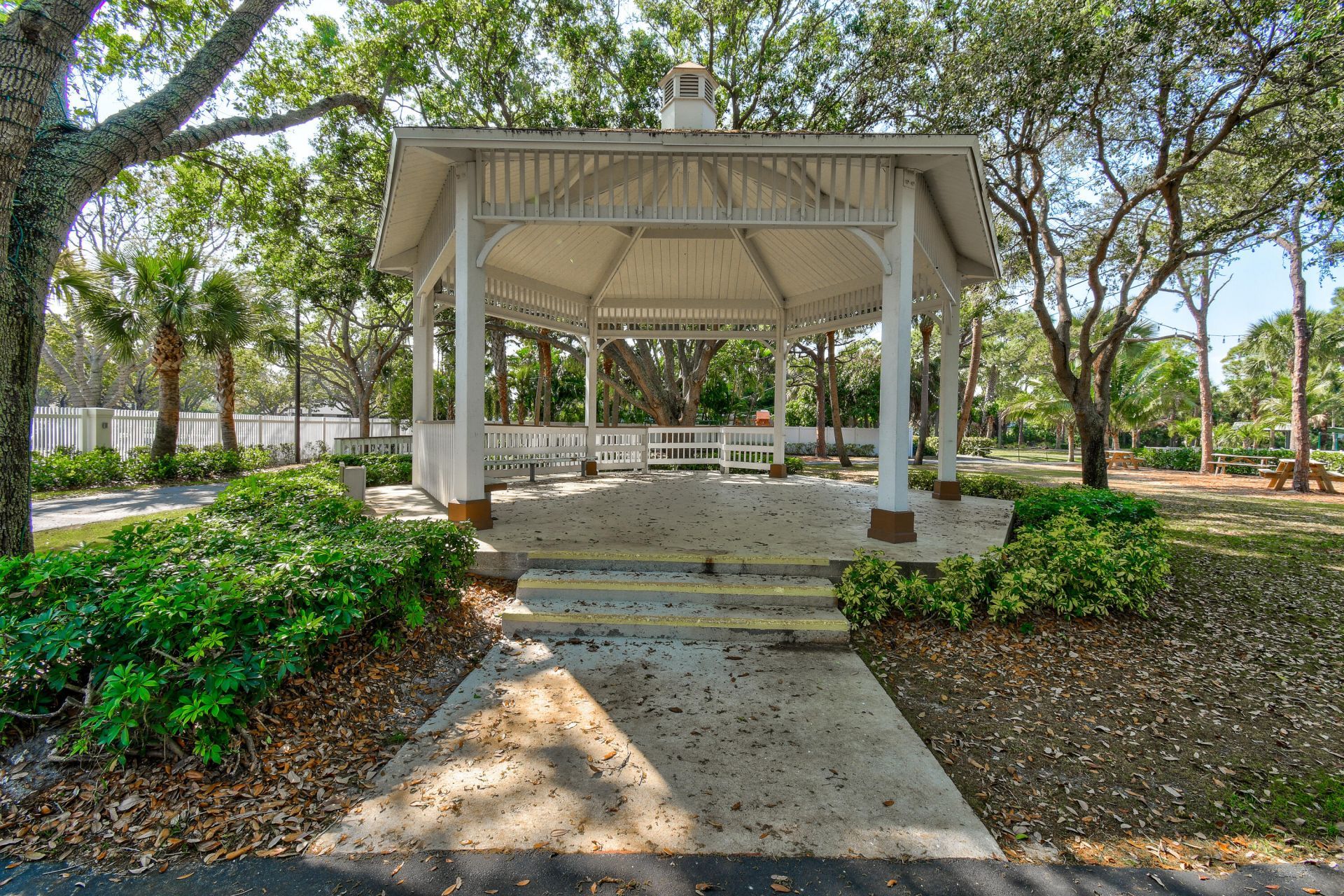 242 Village Boulevard, Unit 2203, Tequesta, FL 33469 Photo