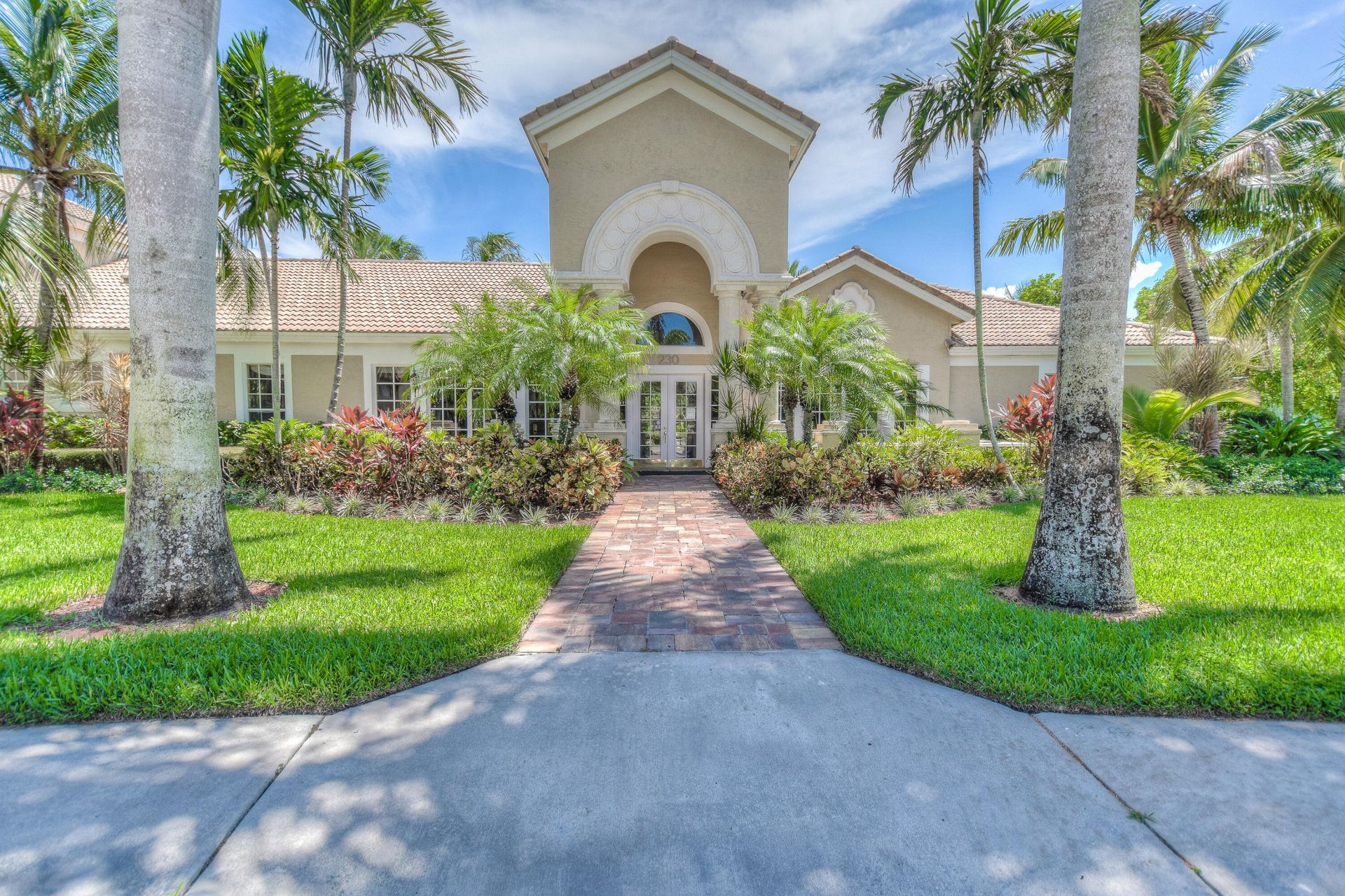242 Village Boulevard, Unit 2203, Tequesta, FL 33469 Photo
