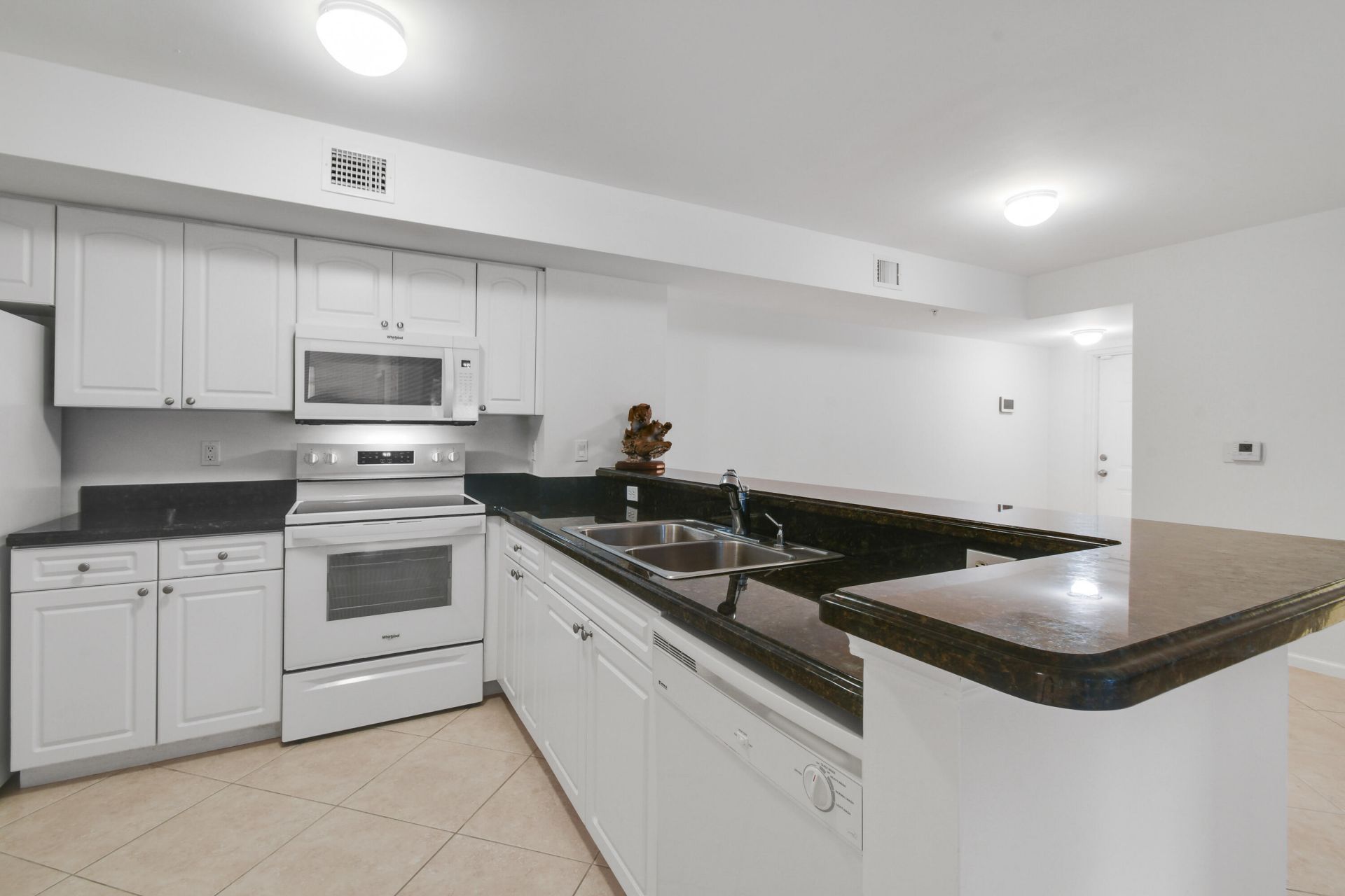 242 Village Boulevard, Unit 2203, Tequesta, FL 33469 Photo