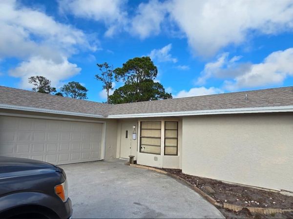 765 SE Floresta Drive, Port St Lucie, FL 34983