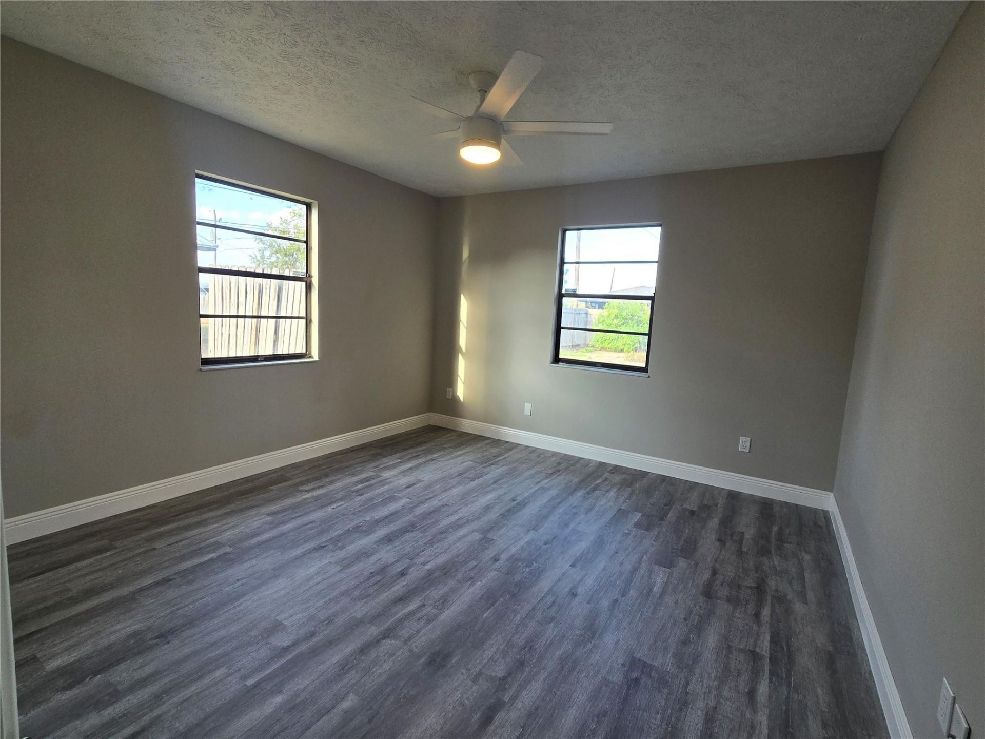 765 SE Floresta Drive, Port Saint Lucie, FL 34983 Photo