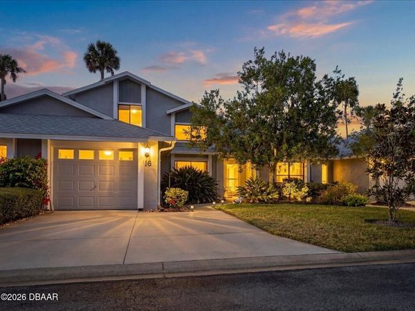 16 Lake Forest Court, Unit N, Palm Coast, FL 32137