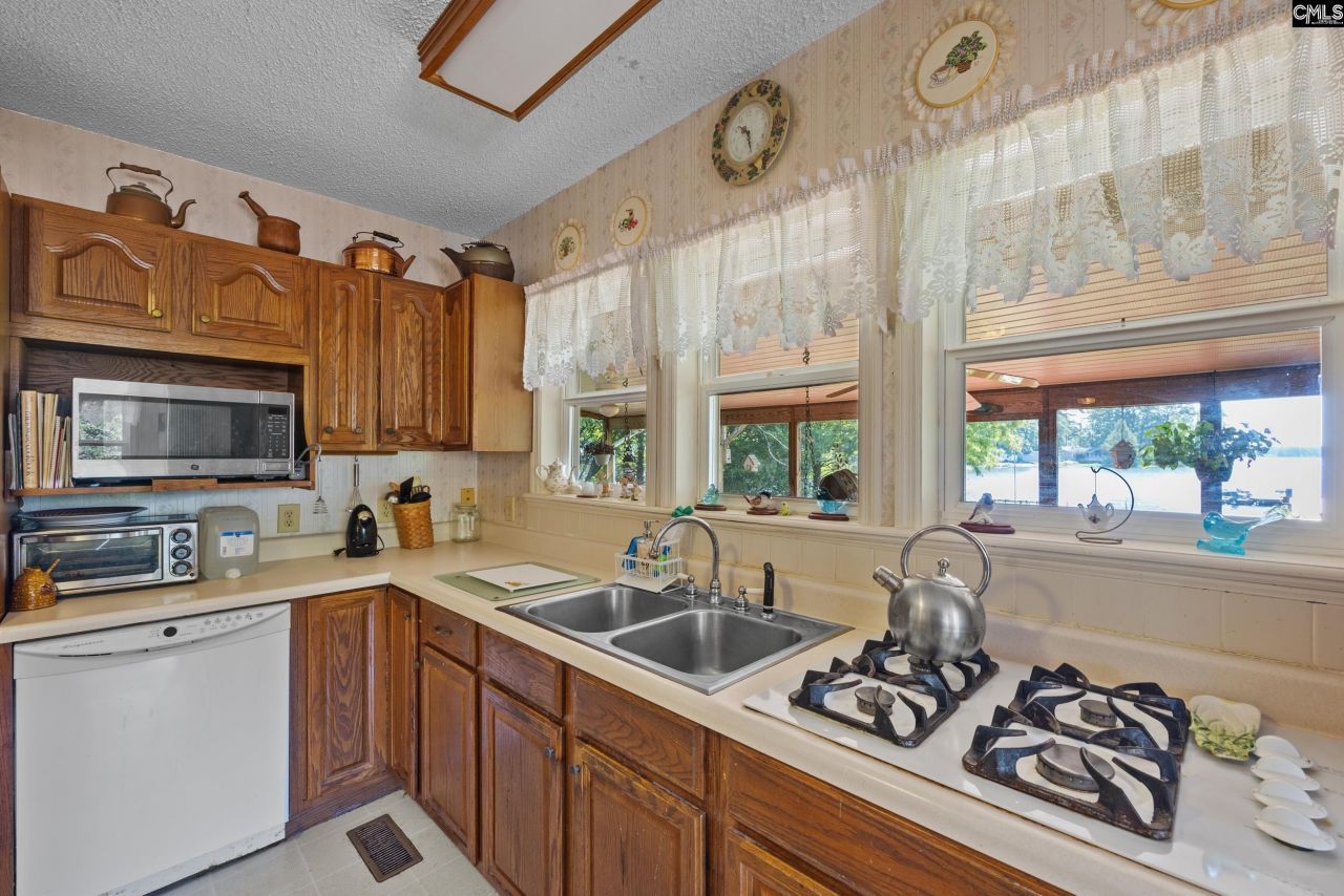 255 Mallard Cove Road Photo 21