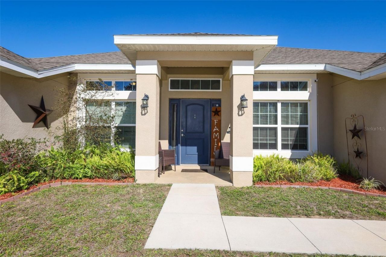 31631 Broadwater Avenue, Leesburg, FL 34748 Main Photo