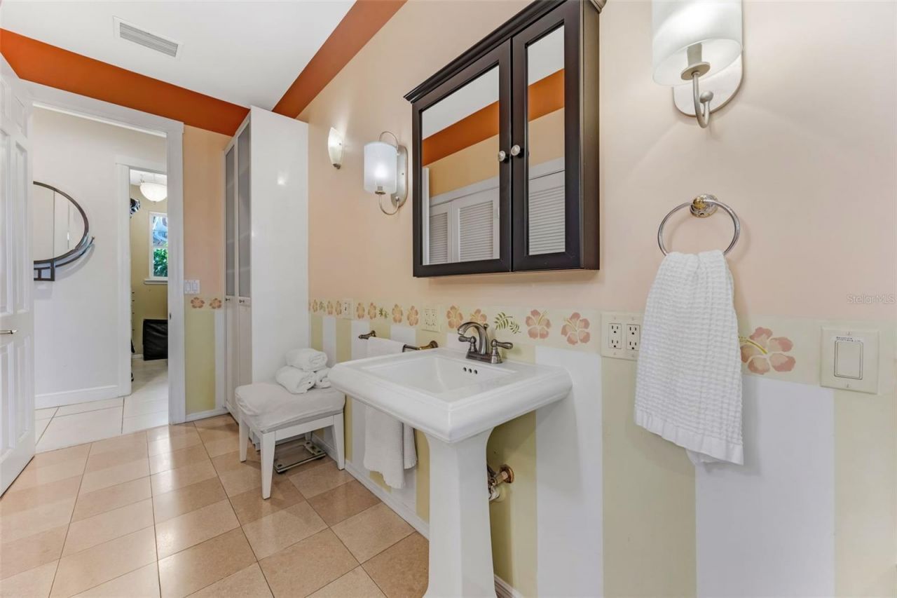 1407 N Bayshore Drive, Safety Harbor, FL 34695 Photo