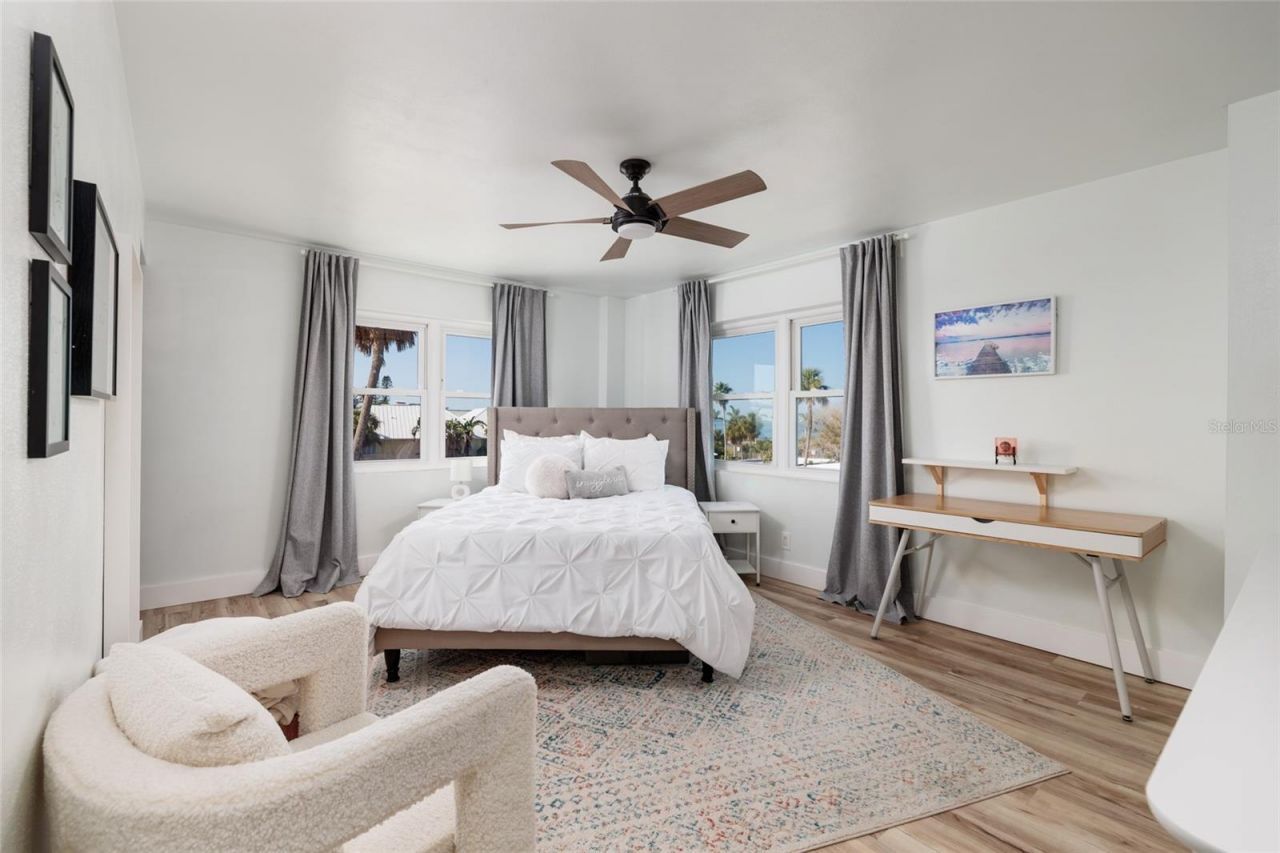 7200 Sunshine Skyway Lane S, Unit 3D, Saint Petersburg, FL 33711 Photo