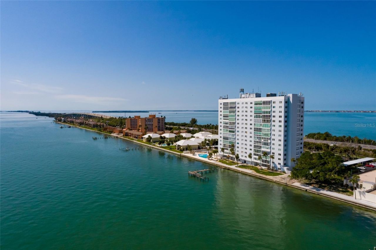 7200 Sunshine Skyway Lane S, Unit 3D, Saint Petersburg, FL 33711 Photo