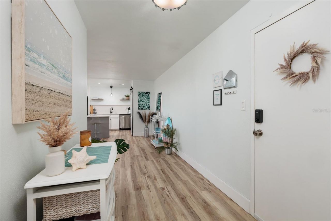 7200 Sunshine Skyway Lane S, Unit 3D, Saint Petersburg, FL 33711 Photo