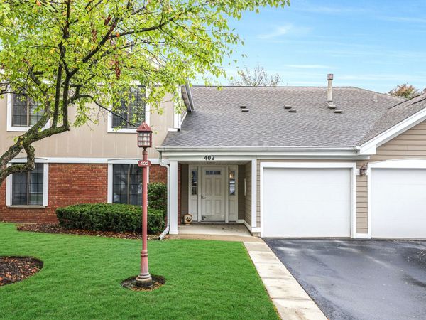 402 Sandalwood Lane, Unit C1, Schaumburg, IL 60193