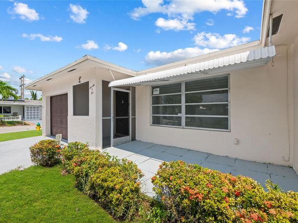 7005 NW 11th St, Margate, FL 33063