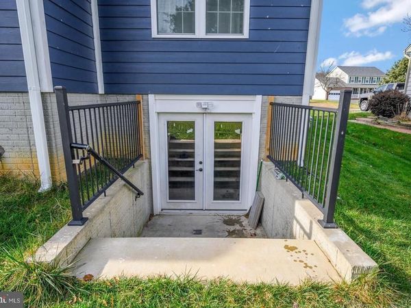 20 DAWSON DRIVE, Unit APT #2, FREDERICKSBURG, VA 22405