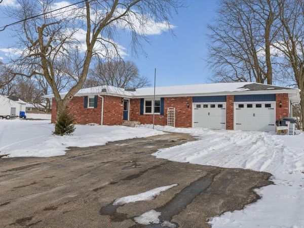 302 N Jackson Street, Philo, IL 61864