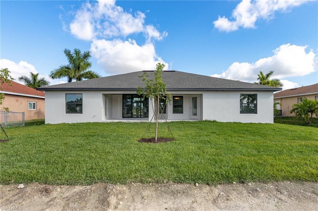 346 SW 28th Pl, Cape Coral, FL 33991 Photo