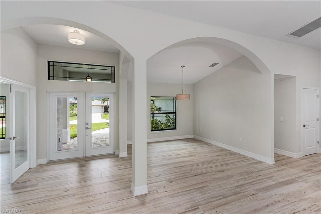 346 SW 28th Pl, Cape Coral, FL 33991 Photo