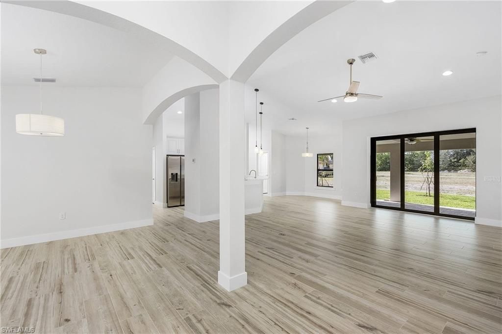 346 SW 28th Pl, Cape Coral, FL 33991 Photo