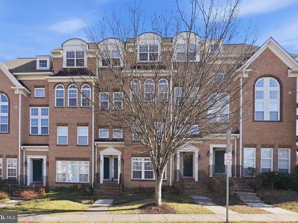 9534 WALKER WAY, MANASSAS PARK, VA 20111