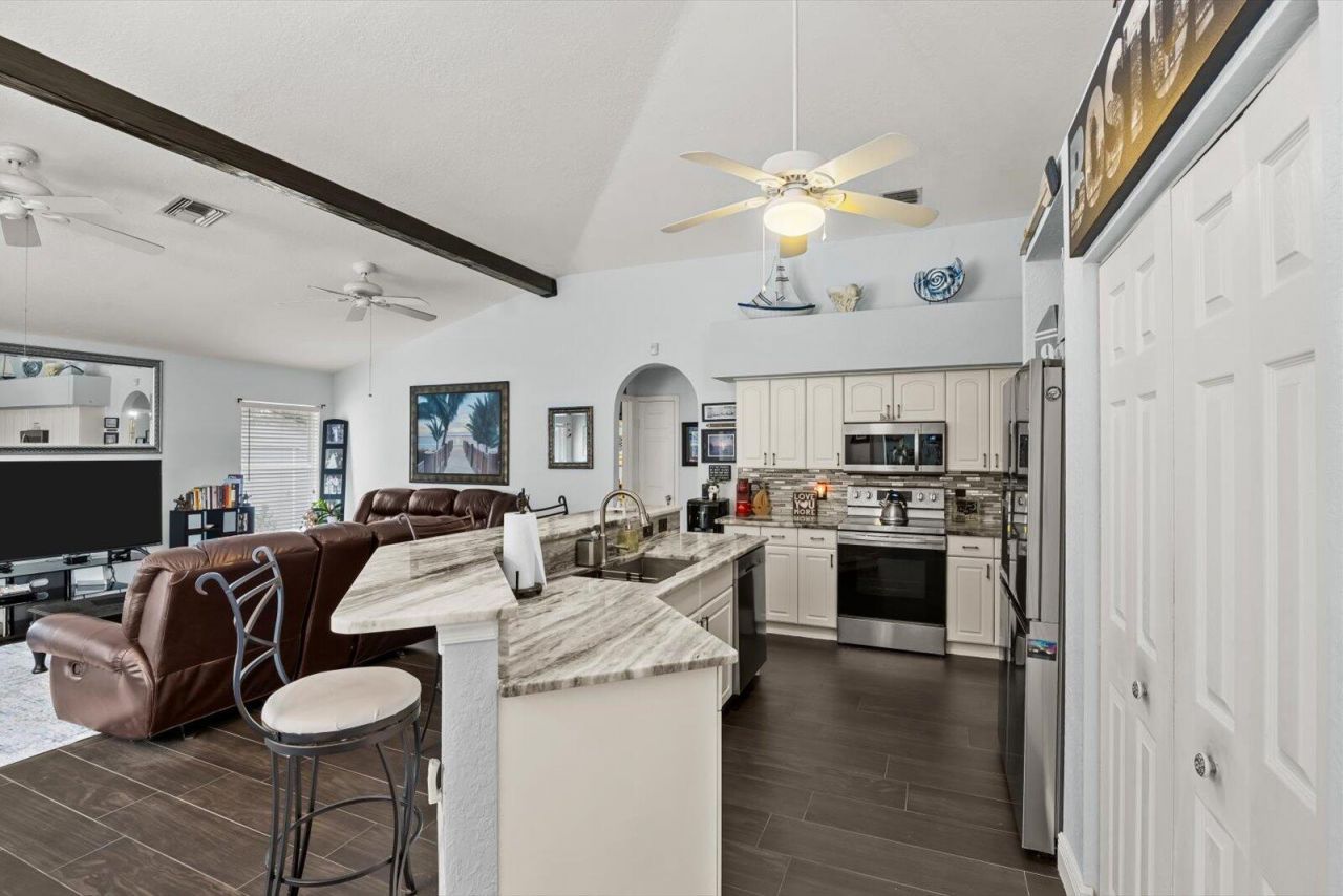 314 SW Majestic Terrace, Port Saint Lucie, FL 34984 Photo