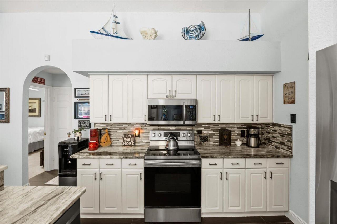 314 SW Majestic Terrace, Port Saint Lucie, FL 34984 Photo