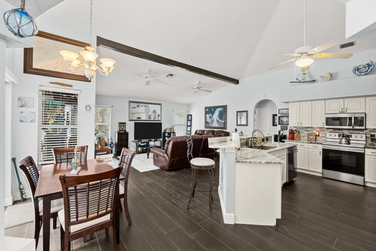 314 SW Majestic Terrace, Port Saint Lucie, FL 34984 Photo