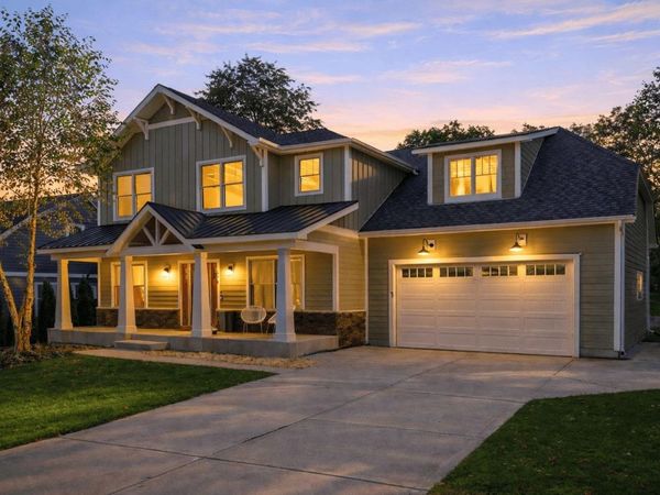 694 Hart Road, Batavia, IL 60510