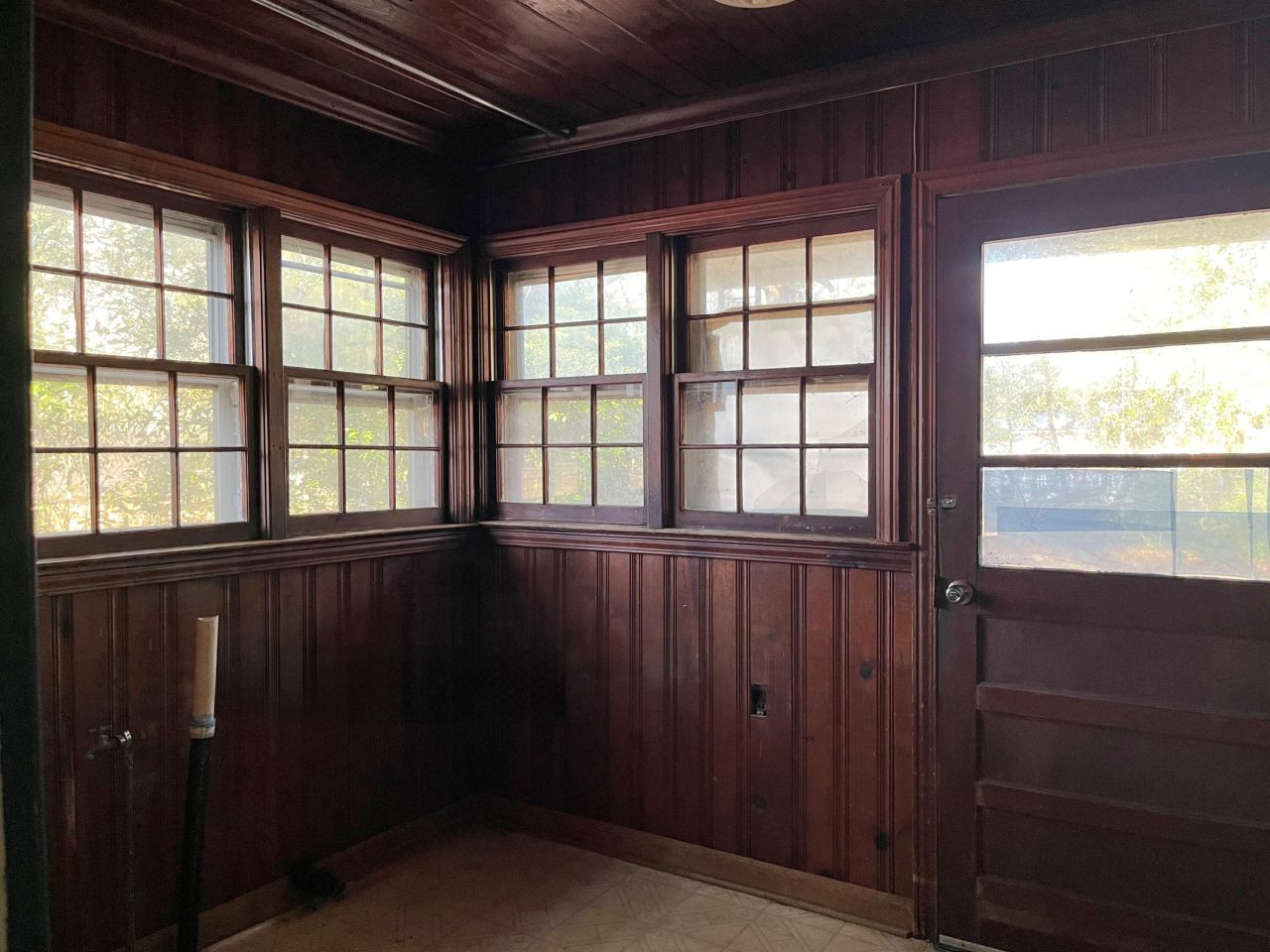 1111 N Longstreet Street Photo 12