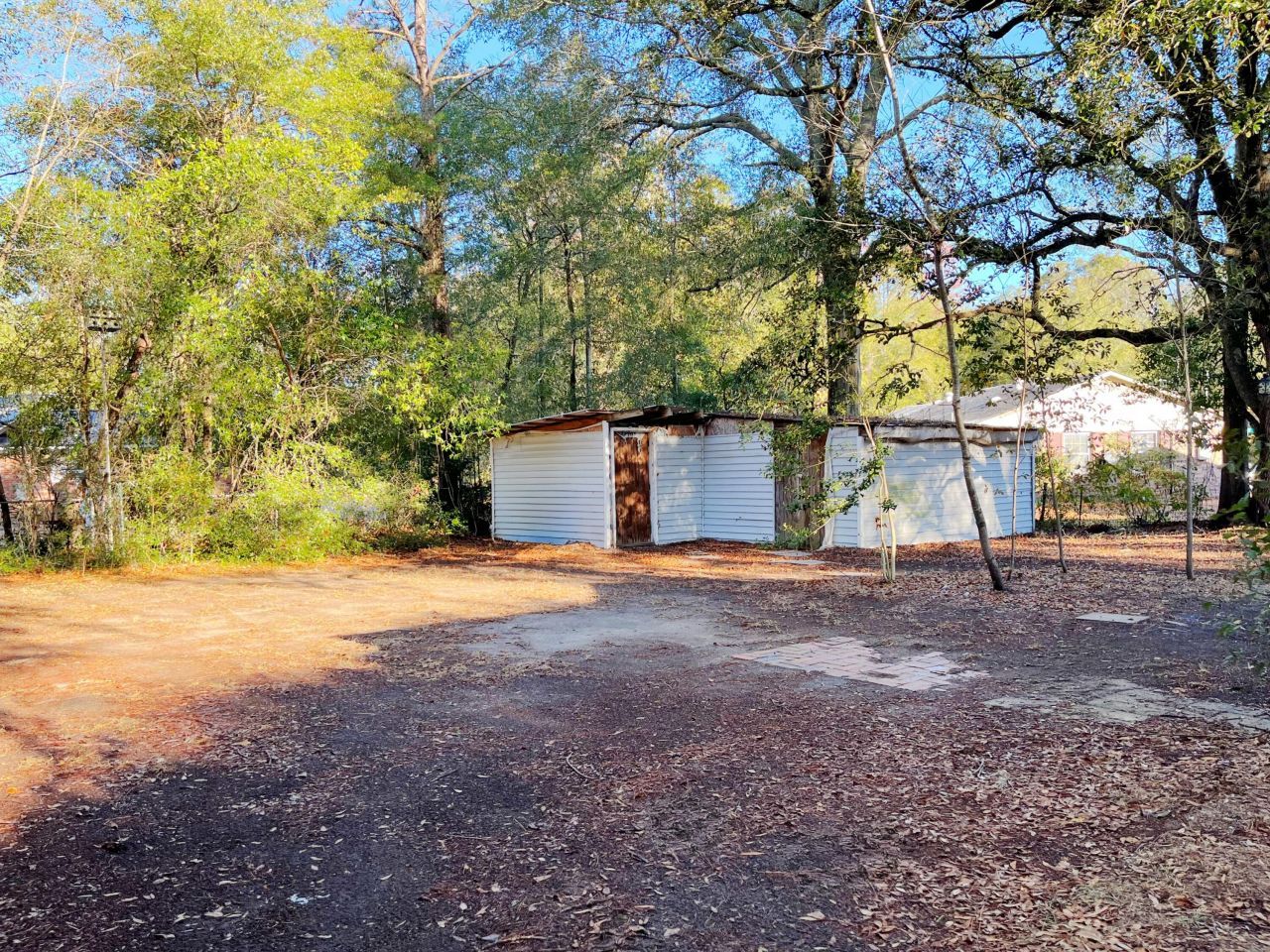 1111 N Longstreet Street Photo 14