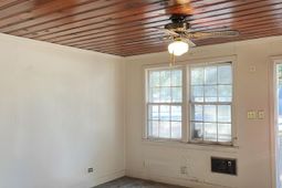 1111 N Longstreet Street photo 4