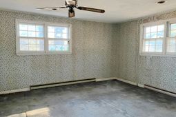 1111 N Longstreet Street photo 4