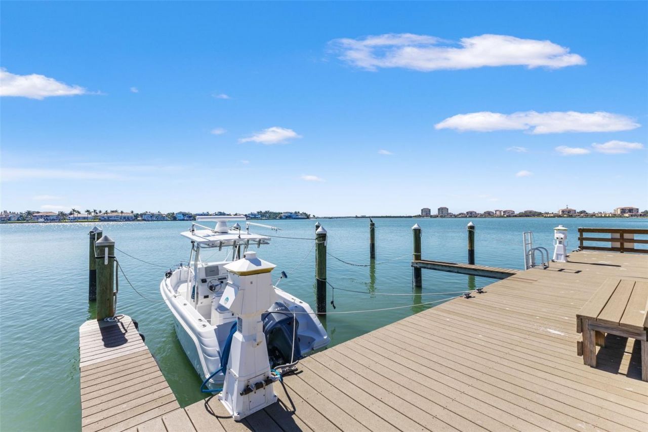 5130 Brittany Drive S, Unit 808, Saint Petersburg, FL 33715 Photo