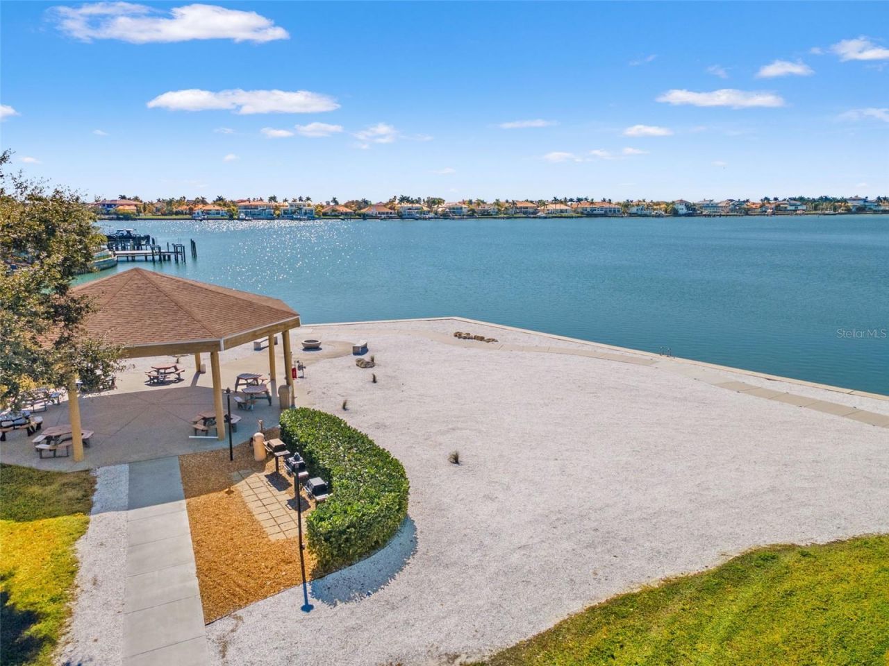 5130 Brittany Drive S, Unit 808, Saint Petersburg, FL 33715 Photo