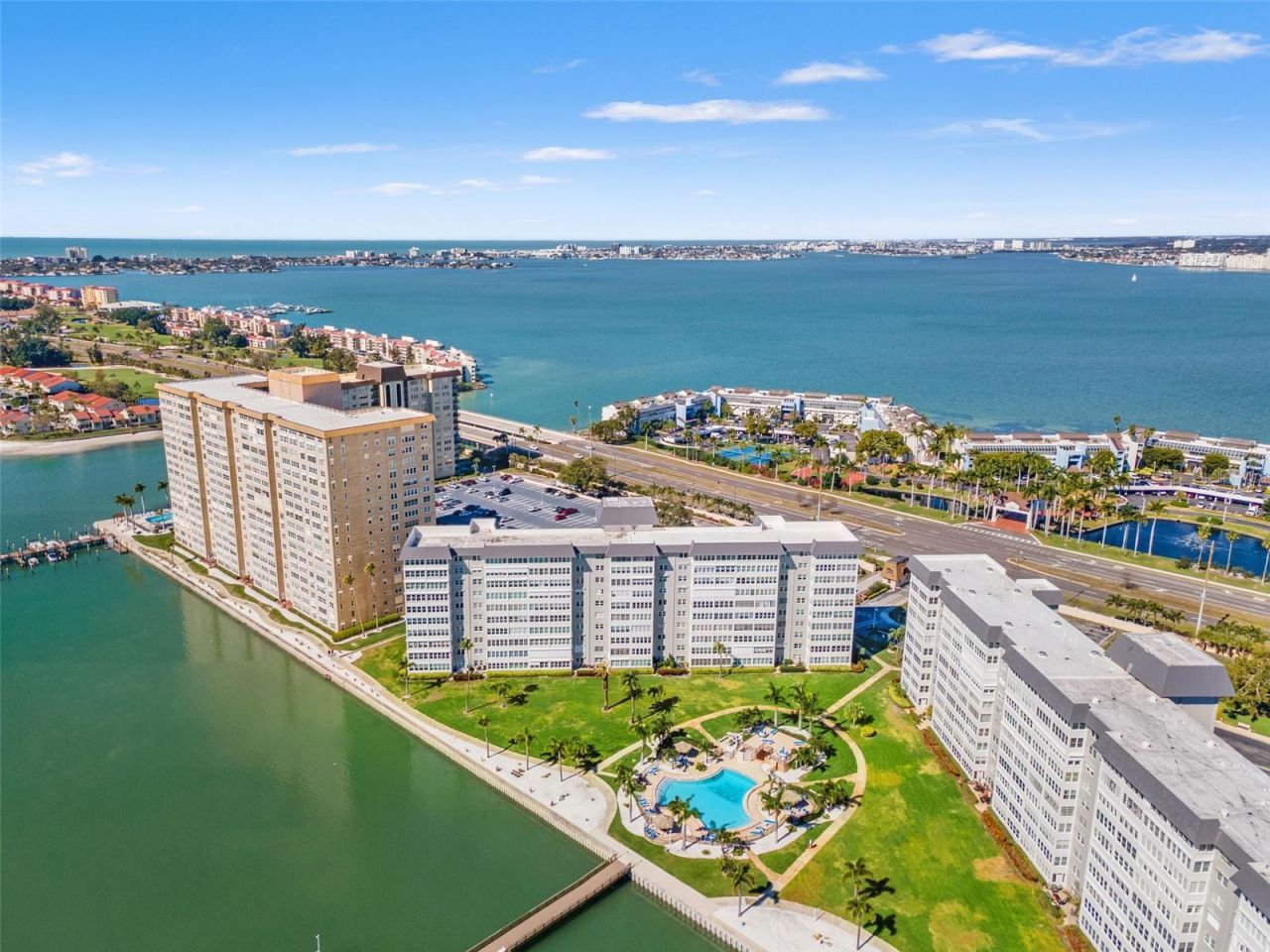 5130 Brittany Drive S, Unit 808, Saint Petersburg, FL 33715 Photo