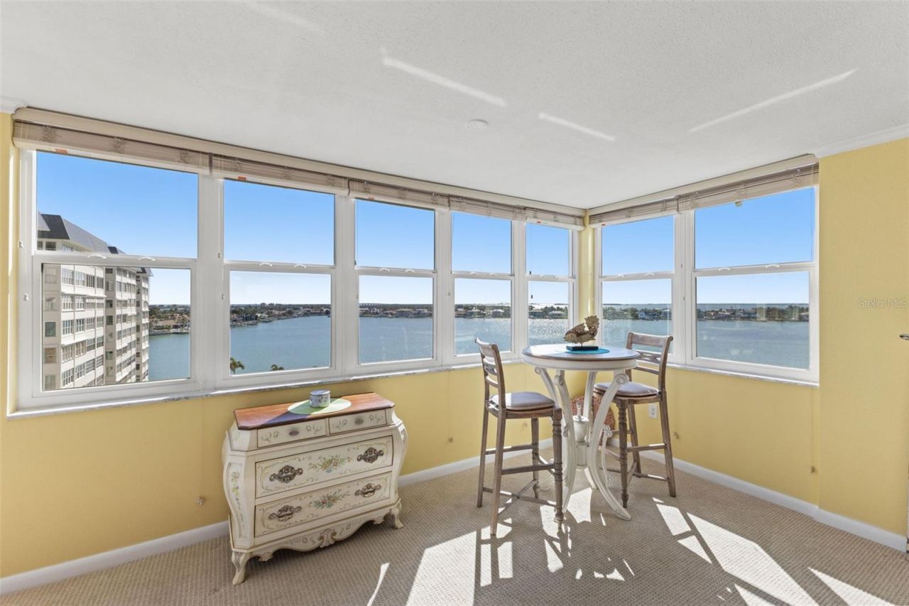 5130 Brittany Drive S, Unit 808, Saint Petersburg, FL 33715 Photo