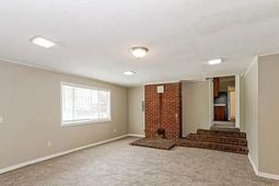 7031 N Kenwood Drive photo 4