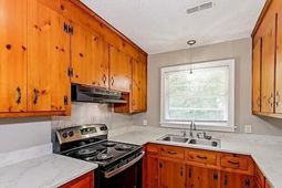 7031 N Kenwood Drive photo 4