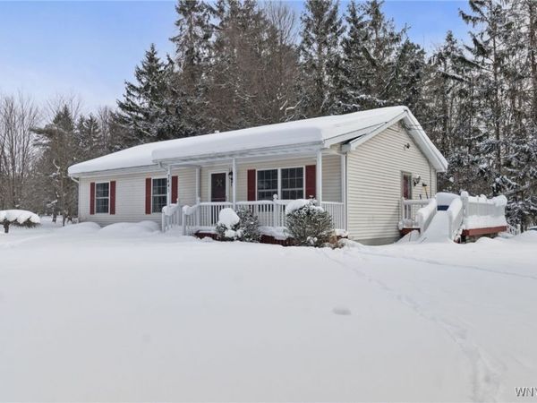7441 Derby Road, Derby, NY 14047
