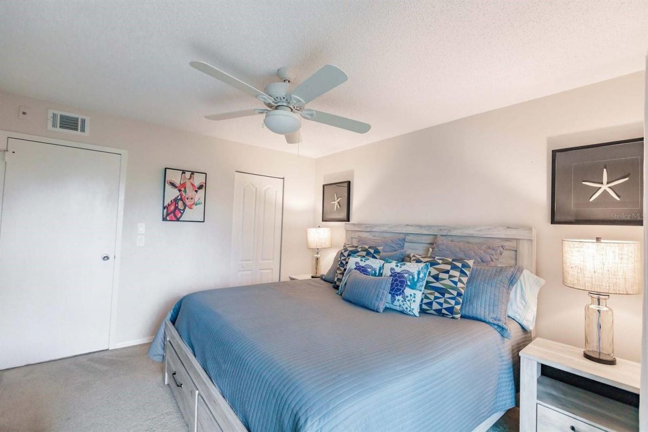 1200 E Peppertree Lane, Unit 206, Sarasota, FL 34242 Photo