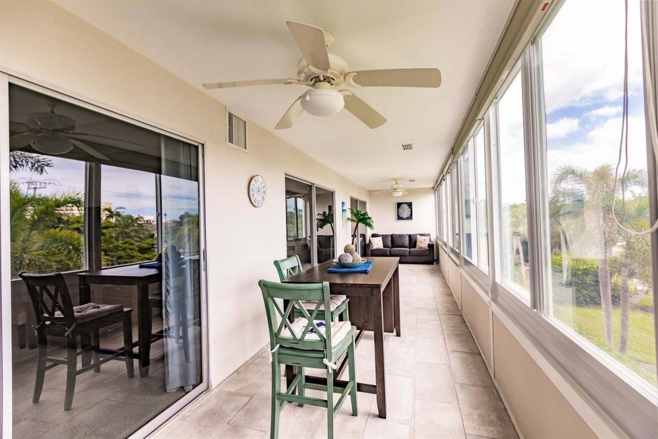 1200 E Peppertree Lane, Unit 206, Sarasota, FL 34242 Photo