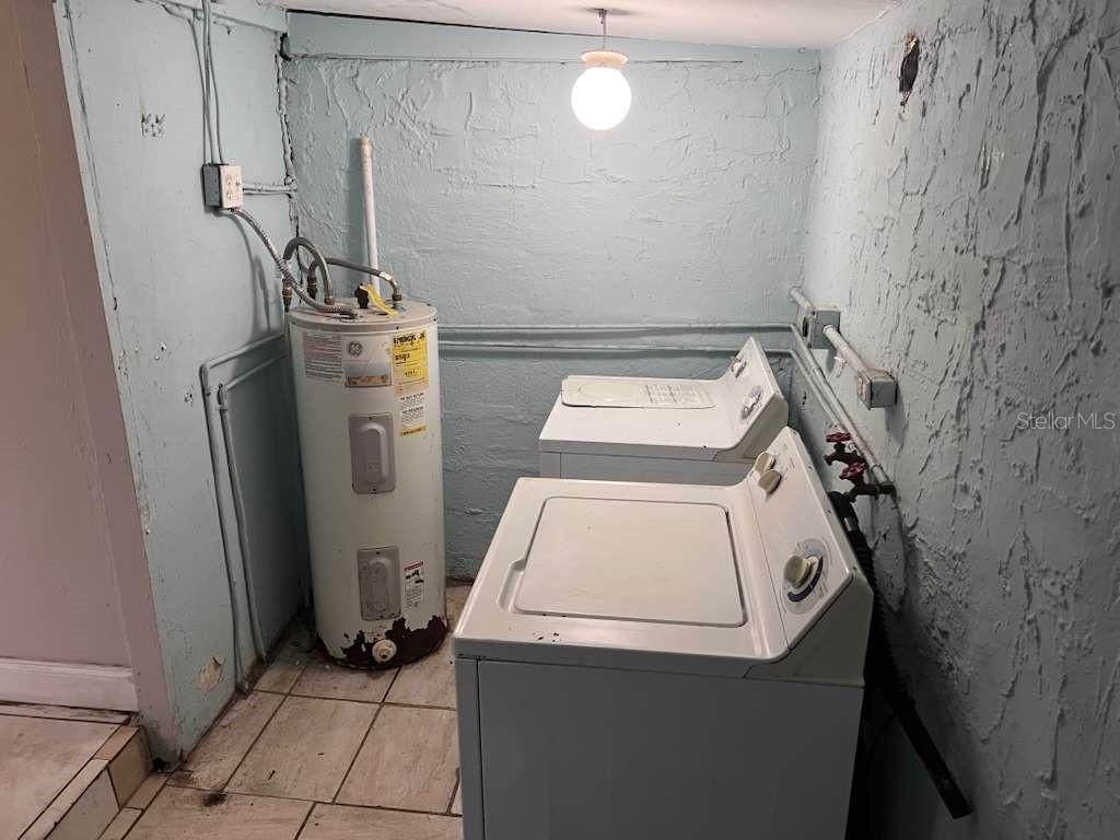 18020 NW 2nd Place, Miami, FL 33169 Photo