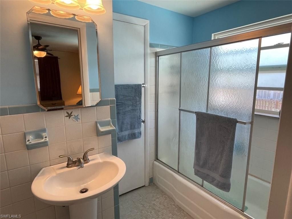 5460 Oak Ridge Ave, Fort Myers Beach, FL 33931 Photo