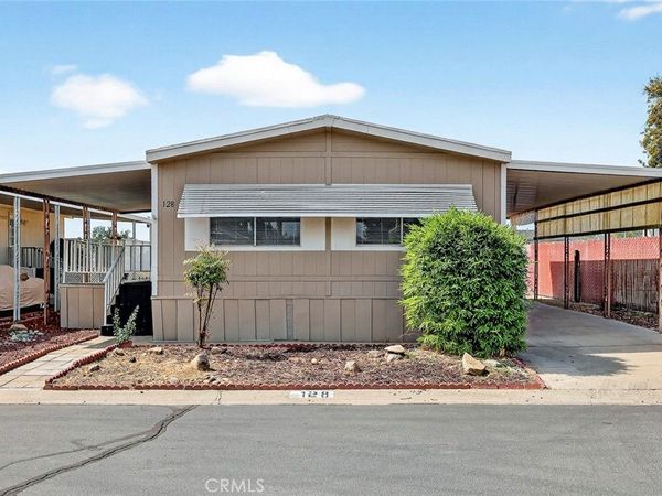 1001 Sylmar, Unit 128, Clovis, CA 93612