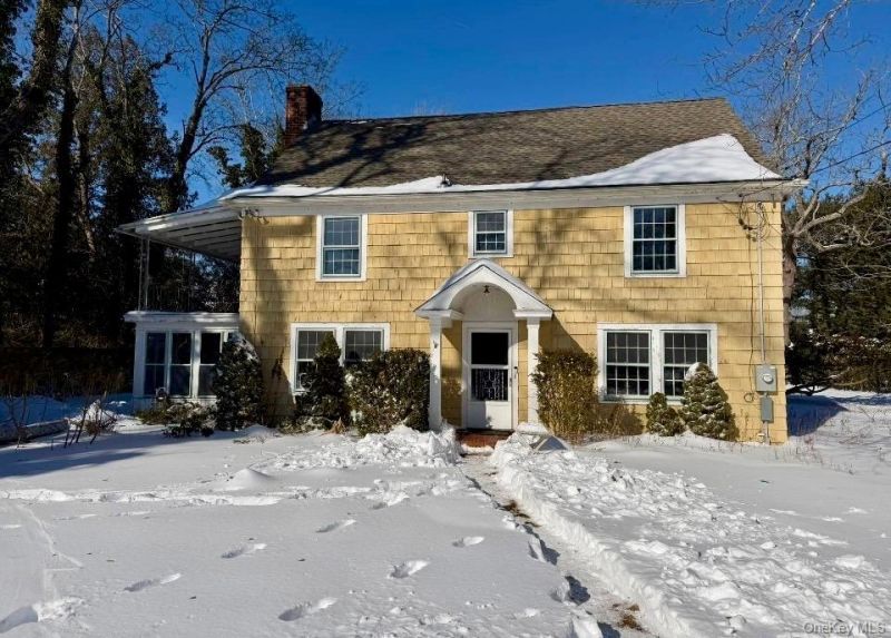 256 E Main Street, Westhampton Beach, NY 11978 Main Photo