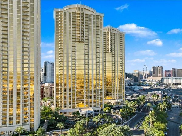 135 E Harmon Avenue, Unit 1014, Las Vegas, NV 89109