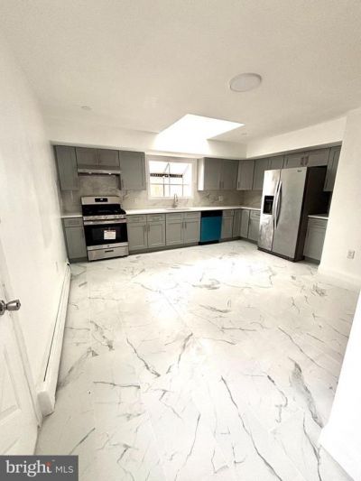 7119 HEGERMAN STREET Philadelphia, PA 