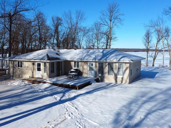 32896 South Shore Dr, Ottertail, MN 56571