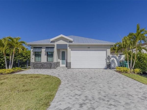 803 92nd AVE N, NAPLES, FL 34108