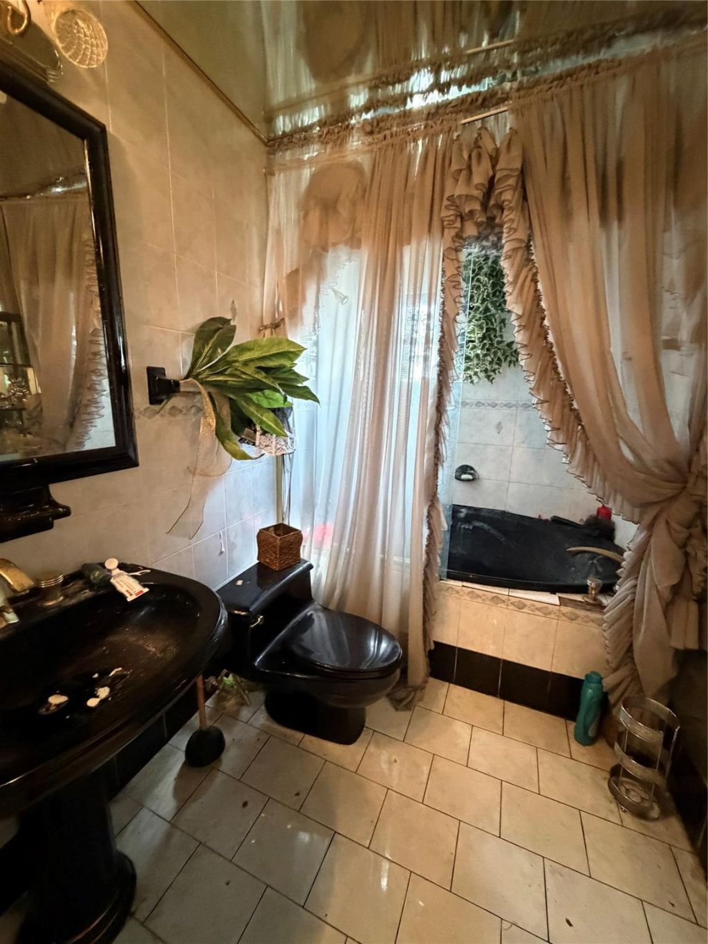 11201 NW 15th Court, Miami, FL 33167 Photo