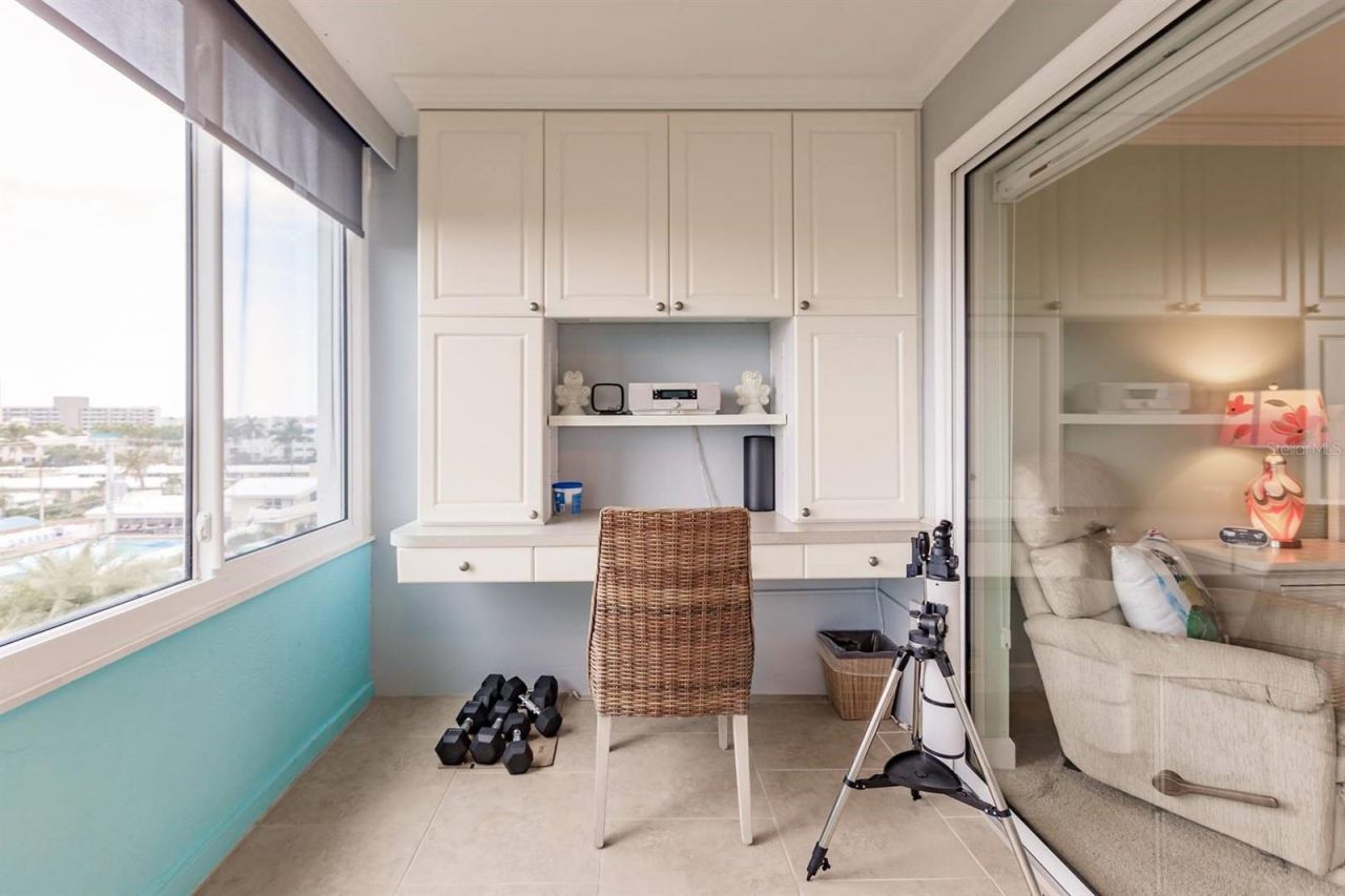 1200 E Peppertree Lane, Unit 406, Sarasota, FL 34242 Photo