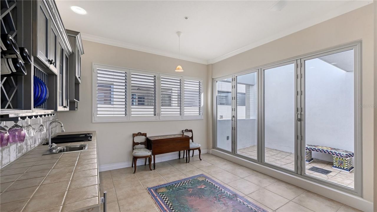 235 Cocoanut Avenue, Unit 117C, Sarasota, FL 34236 Photo