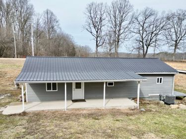 492 Short Ridge Road, Beattyville, KY 41311