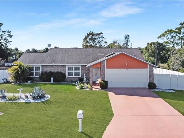 15 Maryland RD, LEHIGH ACRES, FL 33936